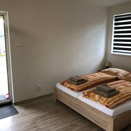 Apartmanovy Dom Magda Vrbov Exterior photo
